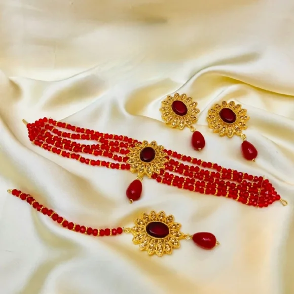 Pakistani crystal choker set - Picture 1 of 6